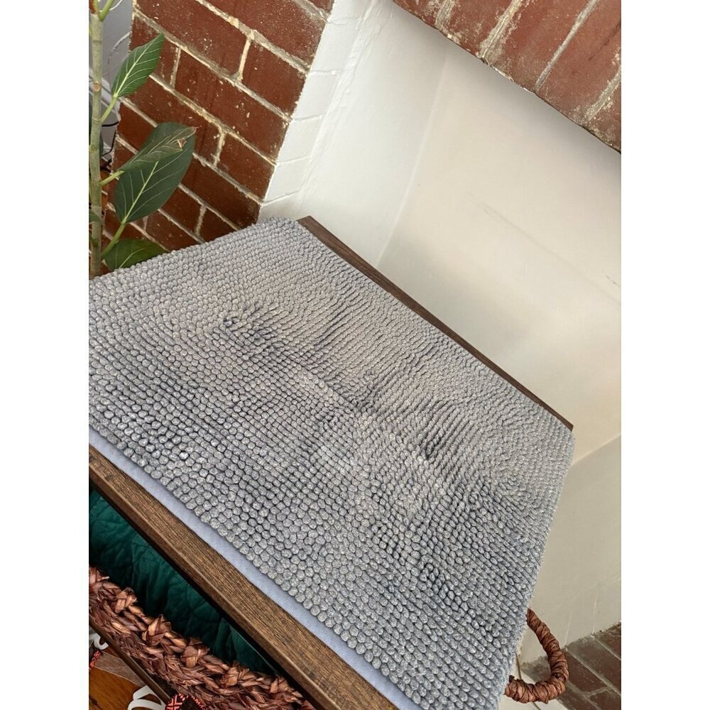 Gray Chenille Bath/Utility Mat